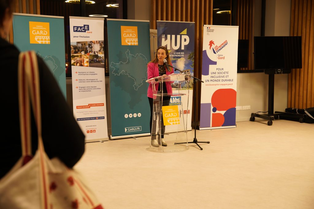 Hélène Meunier, Vice-présidente du Conseil départemental déléguée à la Lecture publique et à l'ESS, ici aux Rencontres du mécénat, ouvrira la journée du 26 novembre au Pont du Gard.